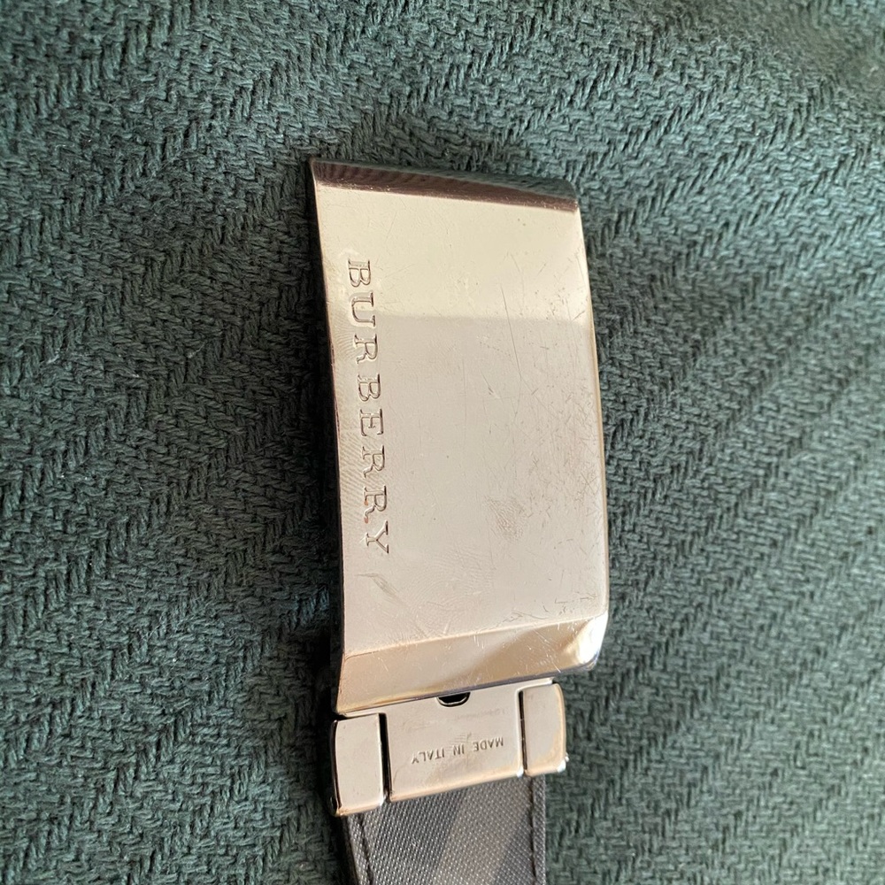 Burberry belt